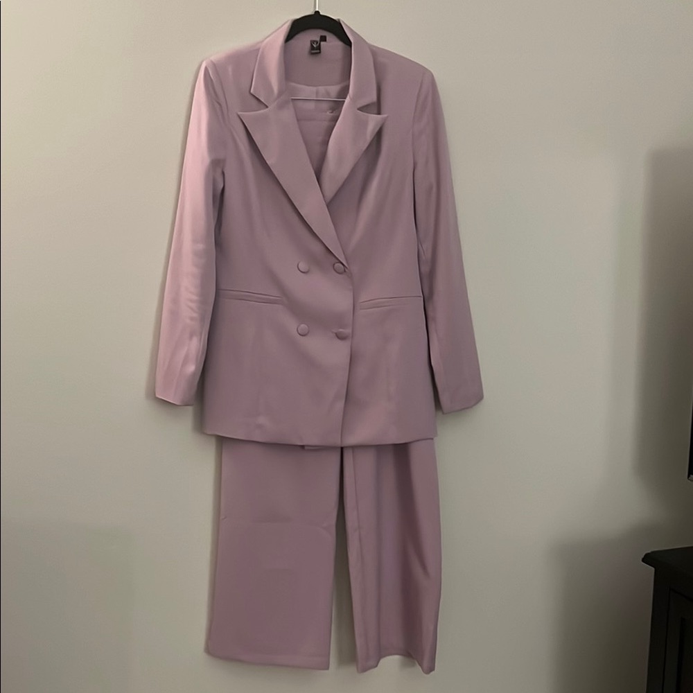 Lavender Double-Breasted Suit Set no returns final sale
